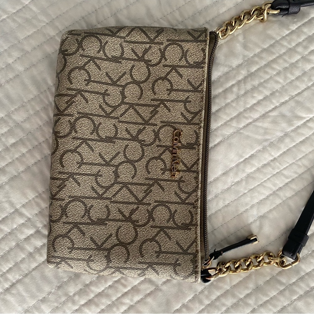 Calvin Klein Crossbody Bag